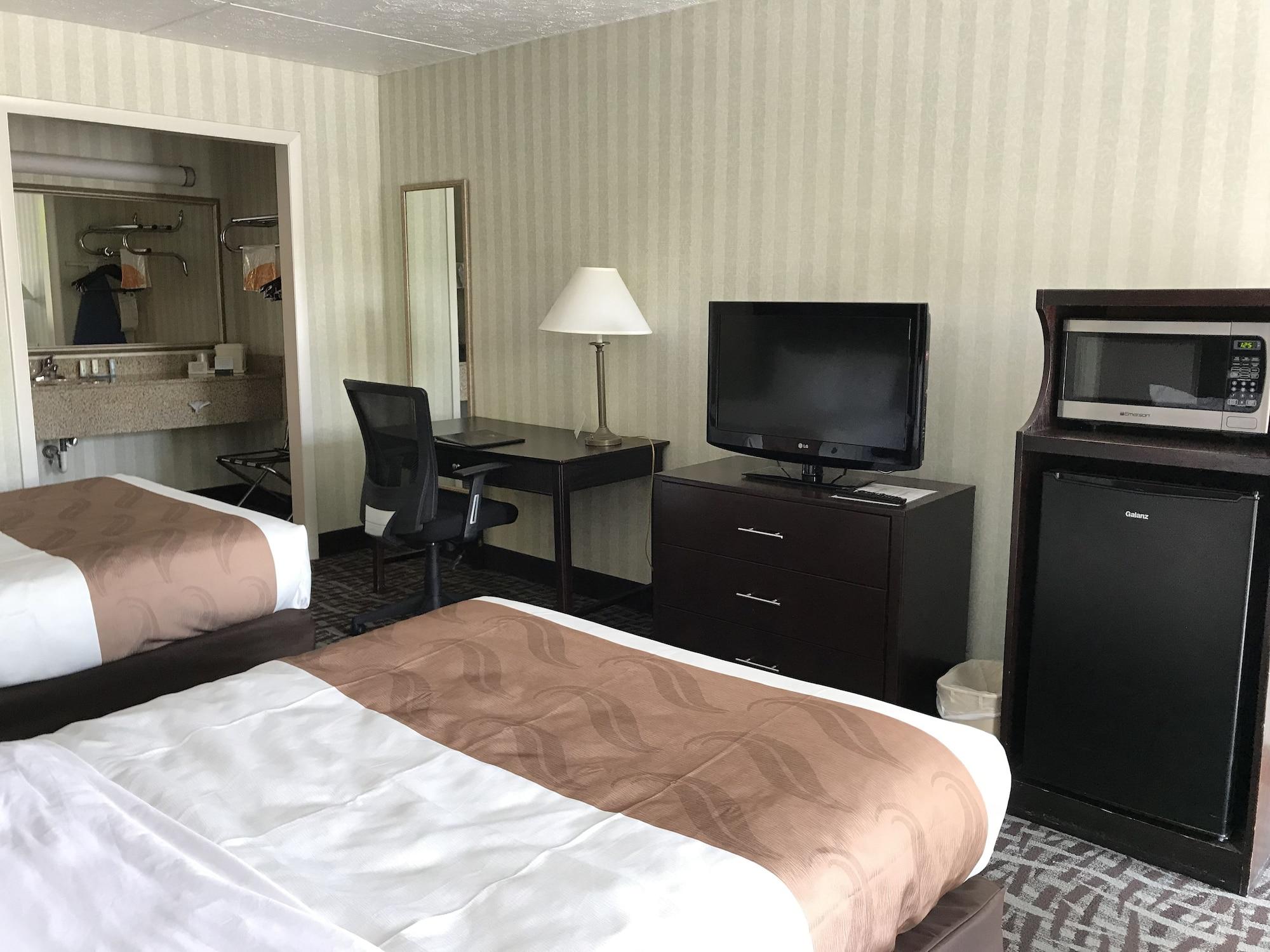 Quality Inn Fredericksburg Near Historic Downtown Exteriör bild