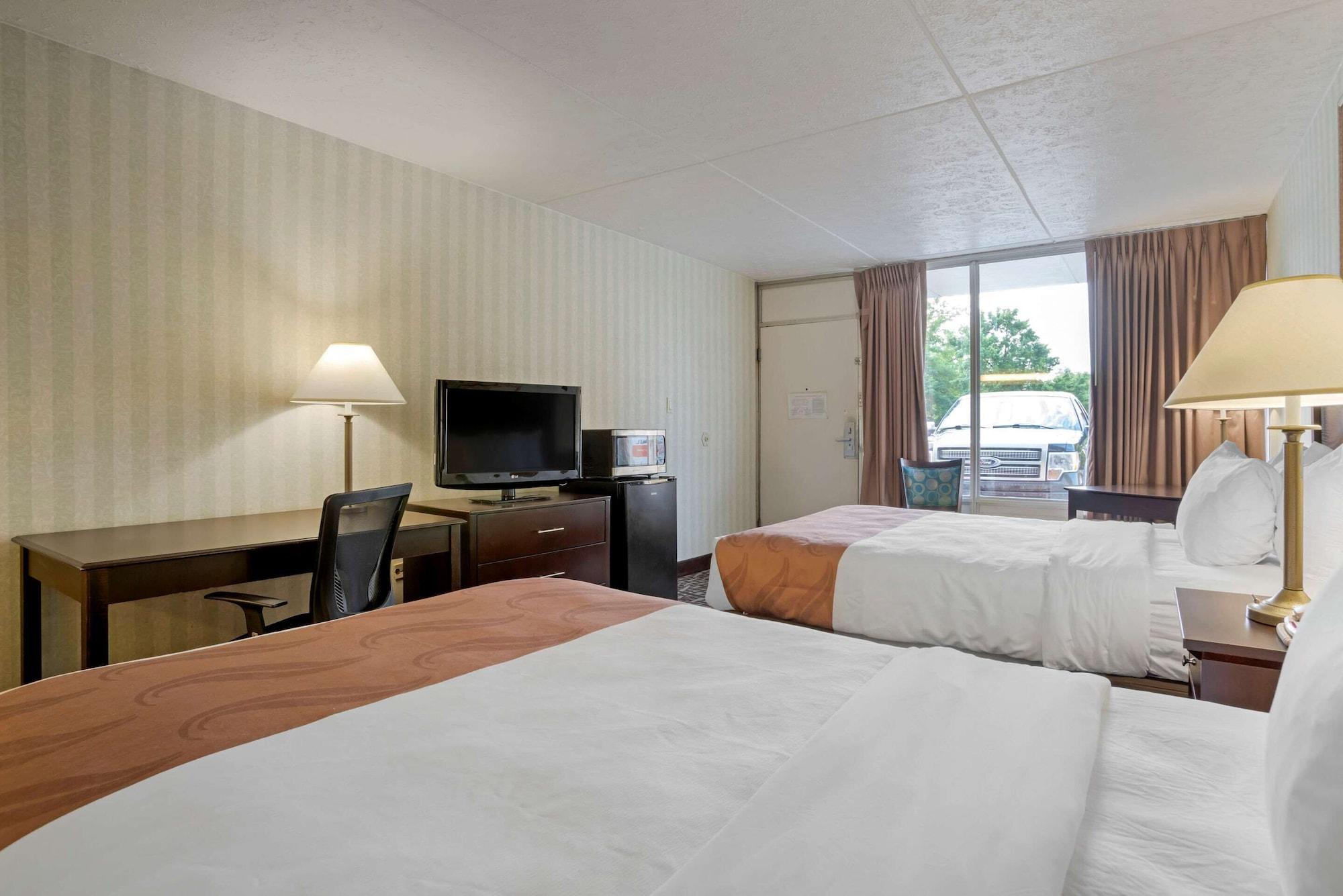 Quality Inn Fredericksburg Near Historic Downtown Exteriör bild