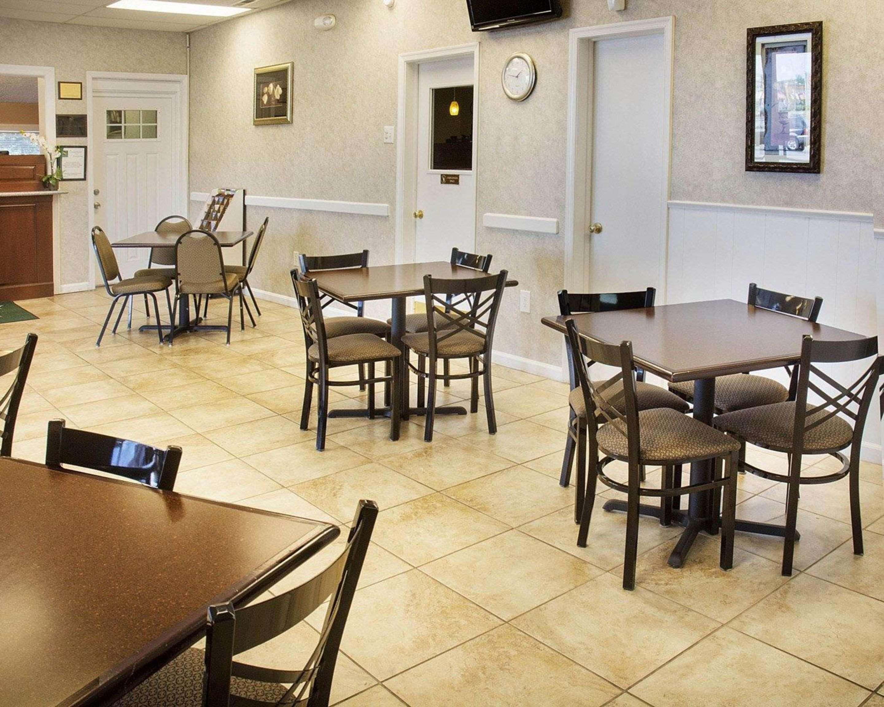 Quality Inn Fredericksburg Near Historic Downtown Exteriör bild