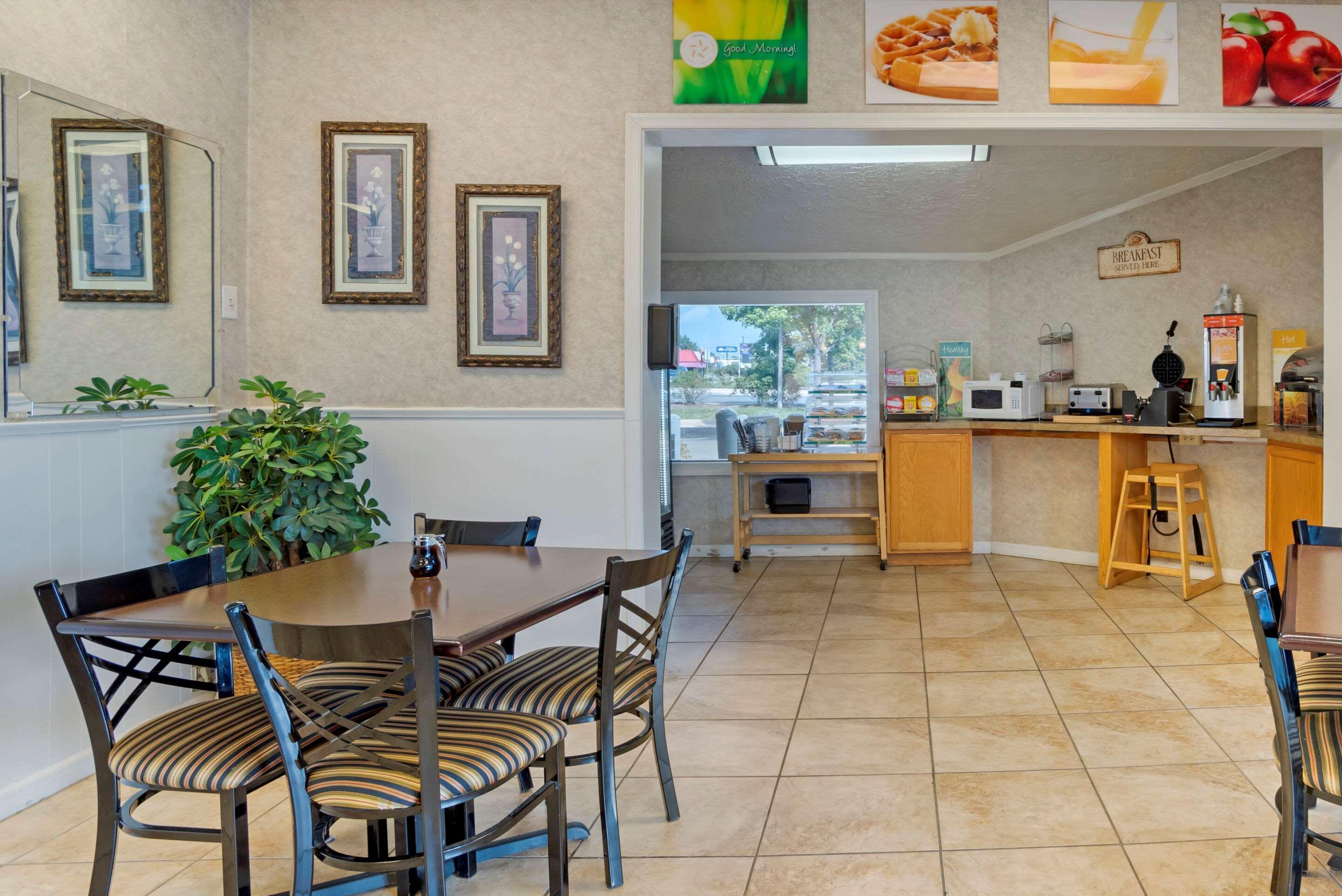 Quality Inn Fredericksburg Near Historic Downtown Exteriör bild