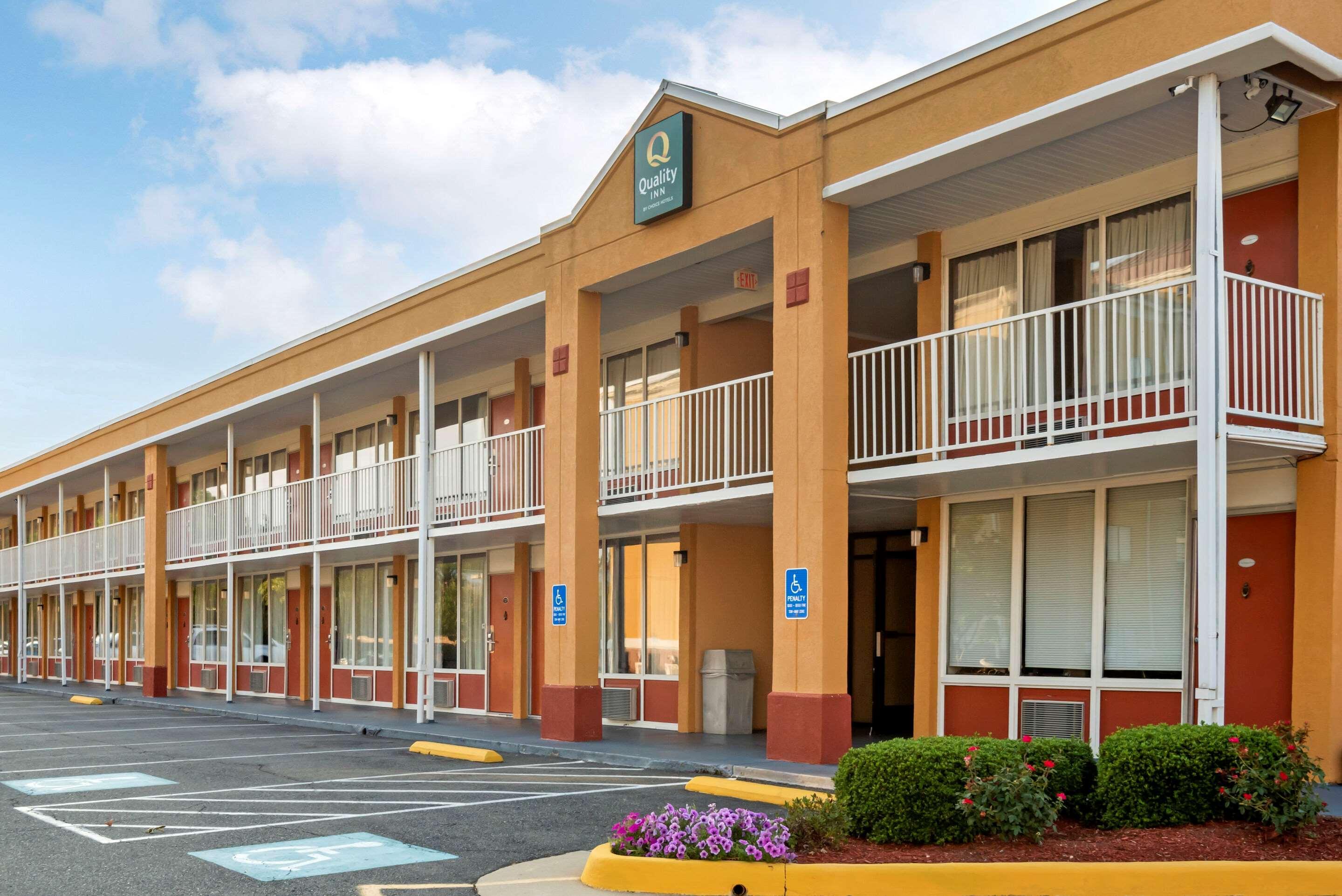 Quality Inn Fredericksburg Near Historic Downtown Exteriör bild